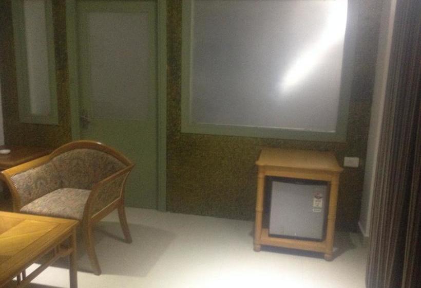 Hotel Malayoram Gateway Calicut