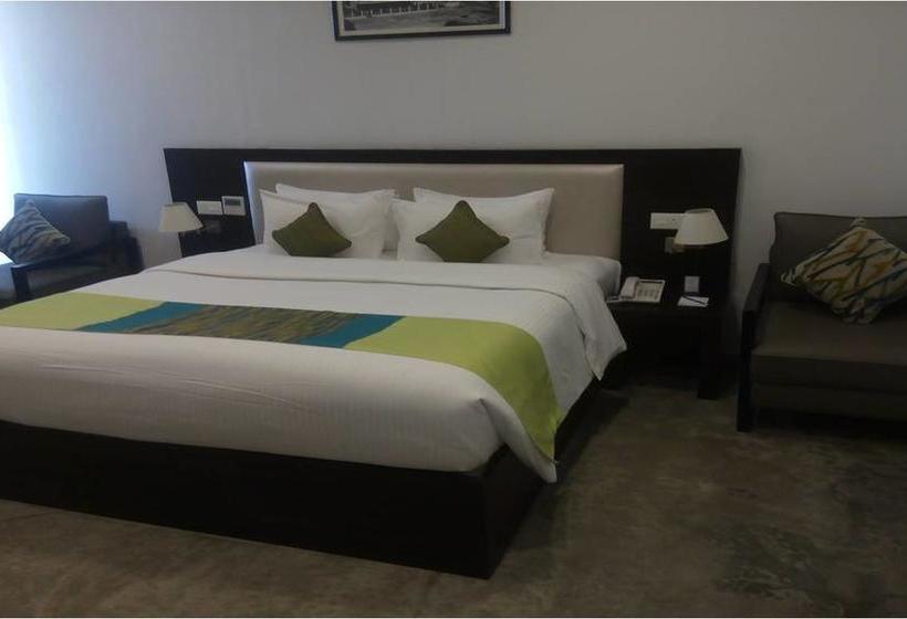 Resort Zip Rooms Mahindra World City 16