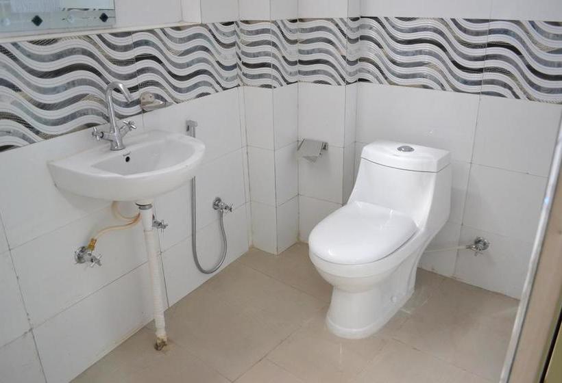 Ostello Backpacker S Nest 12