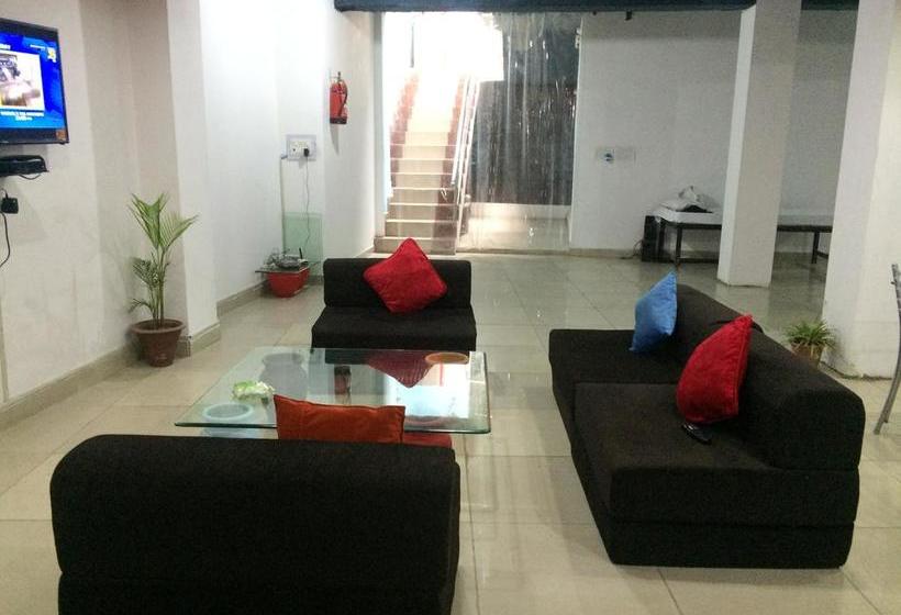 Ostello Backpacker S Nest 16