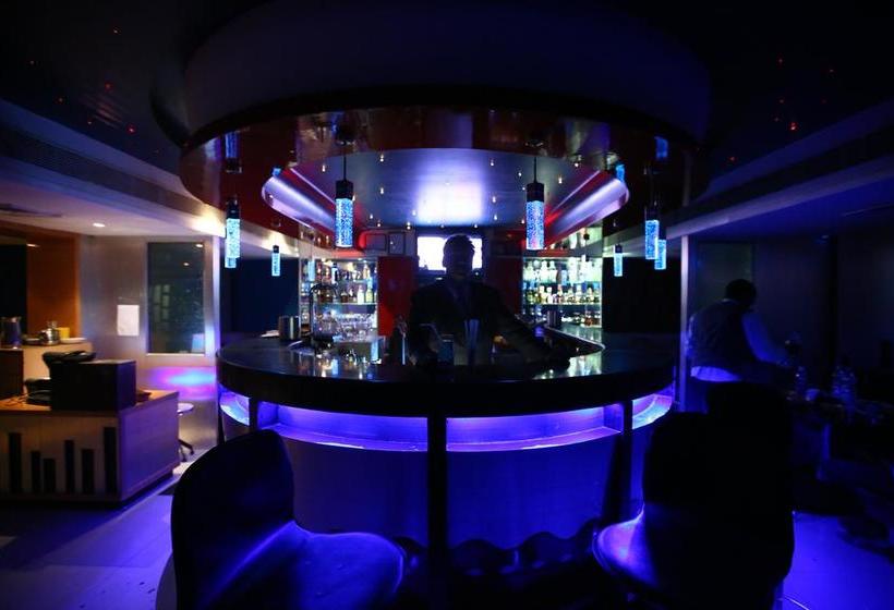 Hotel Oyo 728 Chennai Deluxe International 17