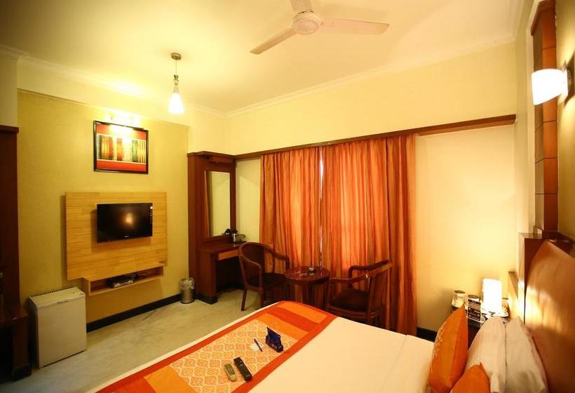 Hotel Oyo 728 Chennai Deluxe International 3