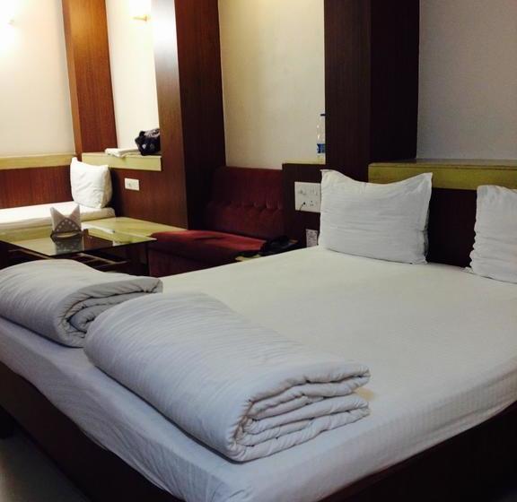 Jain S Hotel Rajhans 17