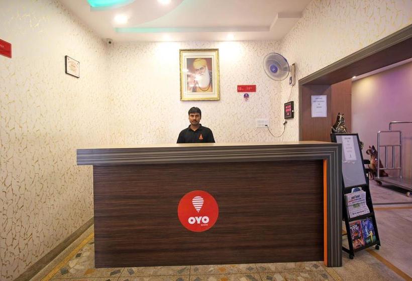 Hotel Oyo 3212 The Altira 1