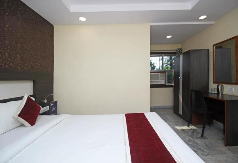 Hotel Oyo 3212 The Altira 13