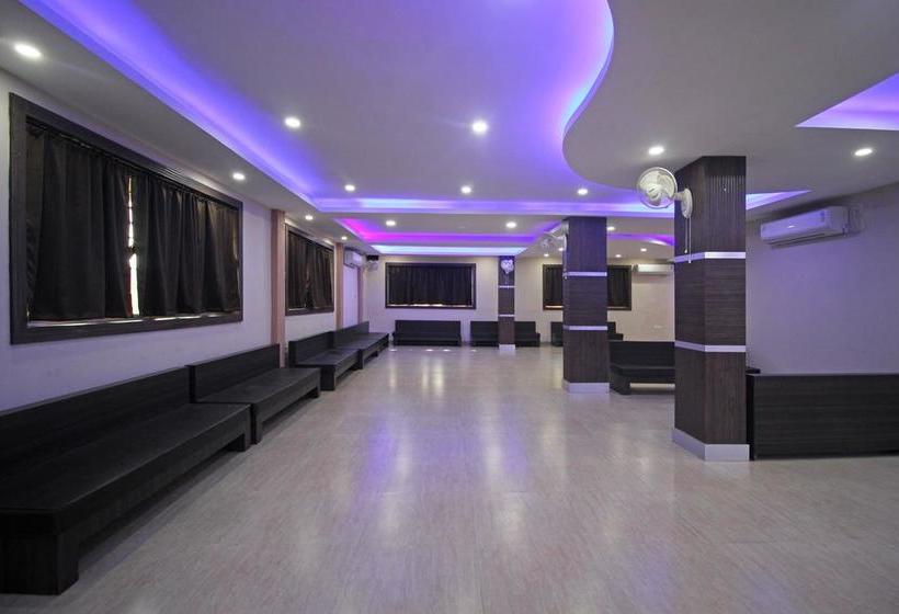 Hotel Oyo 3212 The Altira 20