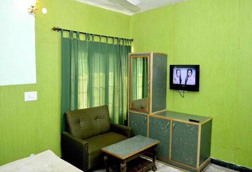 Kasauli Hotel Puri 2