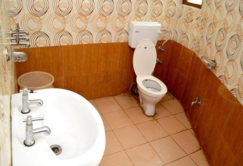 Kasauli Hotel Puri 3