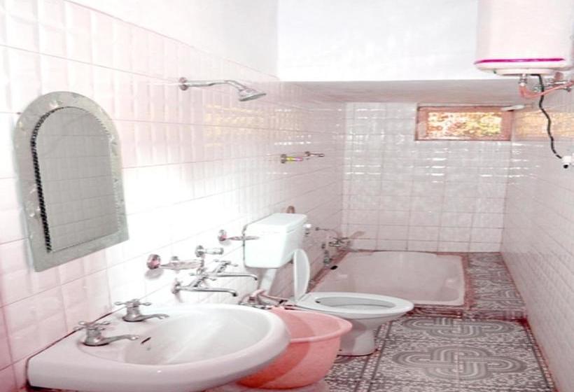 Kasauli Hotel Puri 5