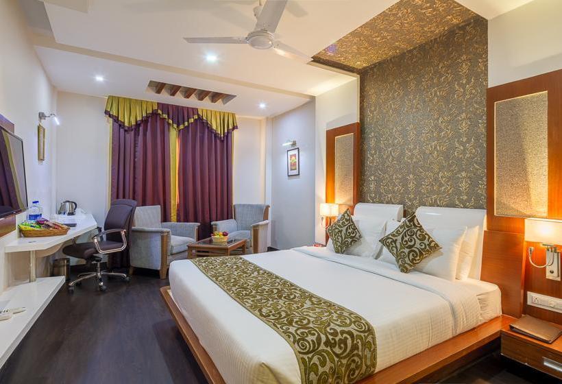 Hotel Ambience Gwalior 12