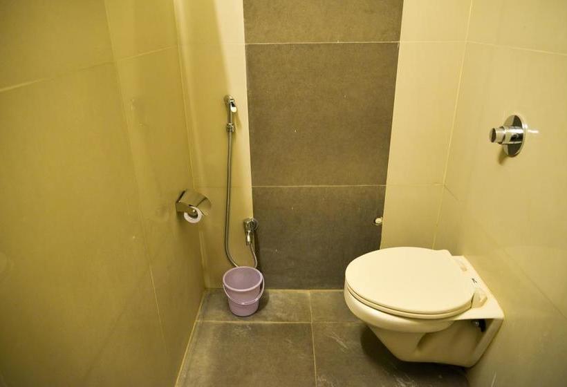 Hotel Oyo 3776 Midtown Inn 17