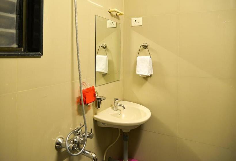 Hotel Oyo 3776 Midtown Inn 18