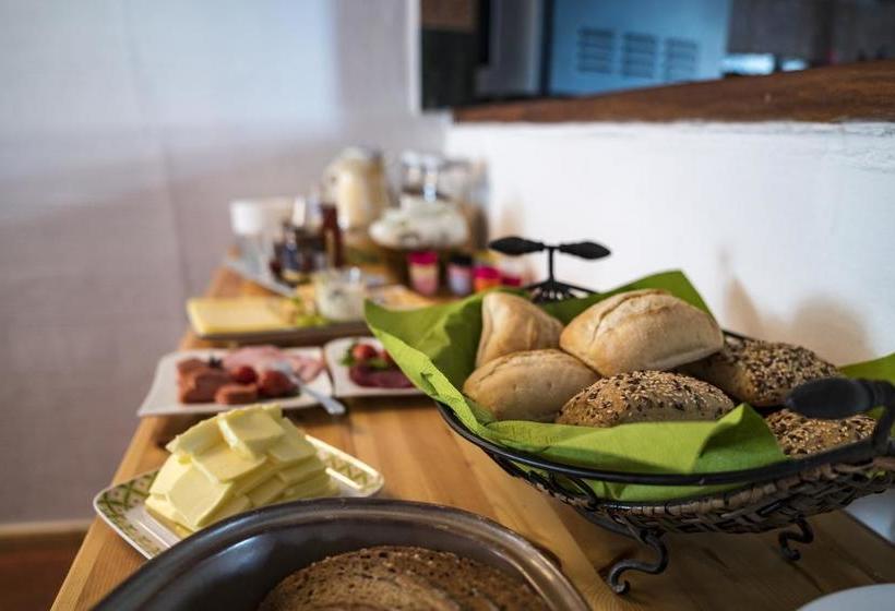 Hostel Engelsgleich 4