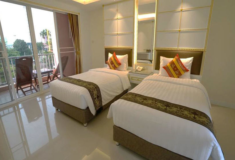 Hotel Achada Beach Pattaya 9