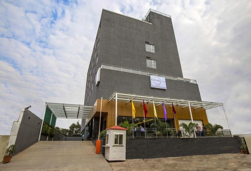 Hotel Citrus Chinchwad Pune 17