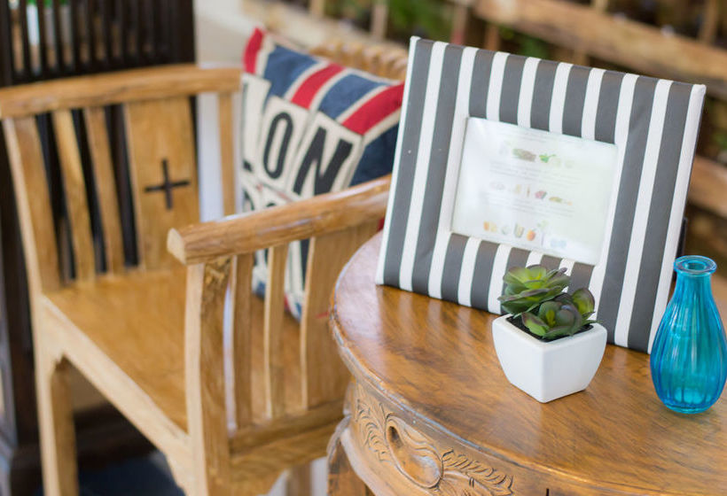 Hotel Ubon Best Place 13