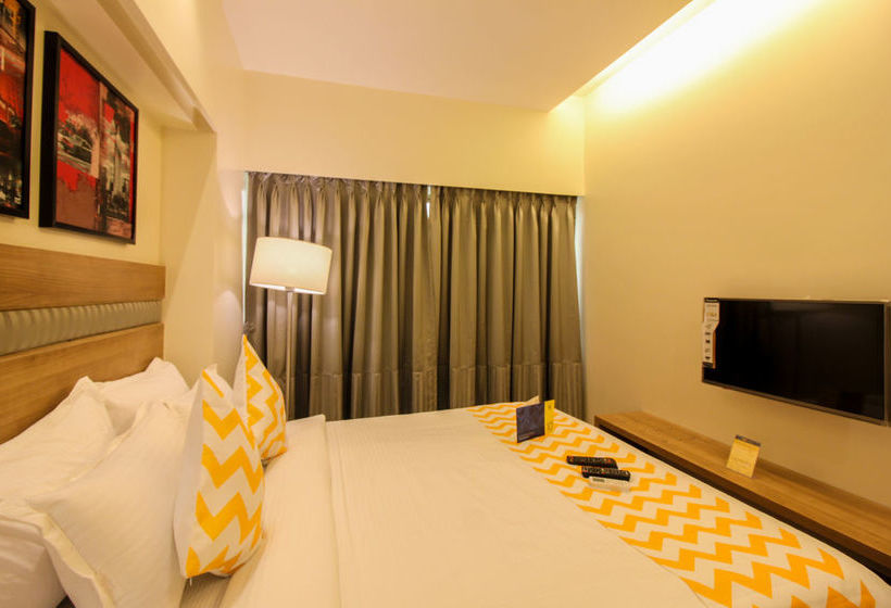 Hotel Ascot International 12