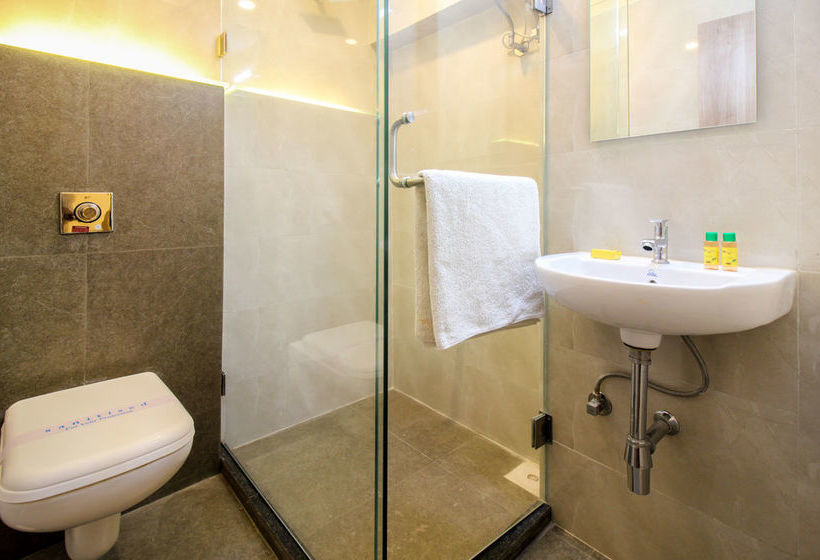 Hotel Ascot International 18