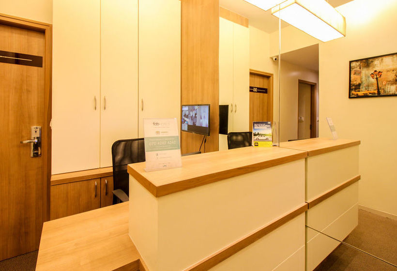 Hotel Ascot International 2