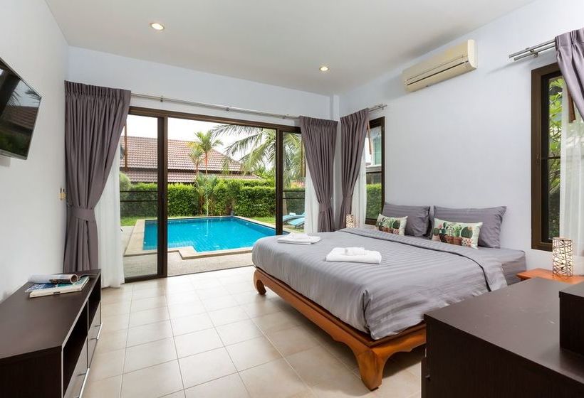 Karon Beach Pool Villas 10