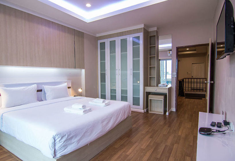 Hotel At Home At Udon 14