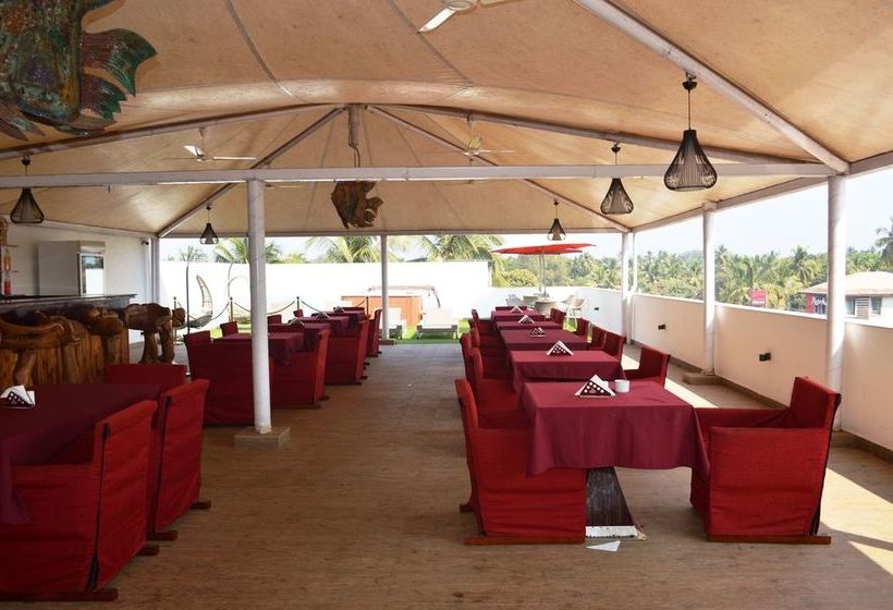 Hotel Calangute Central 10