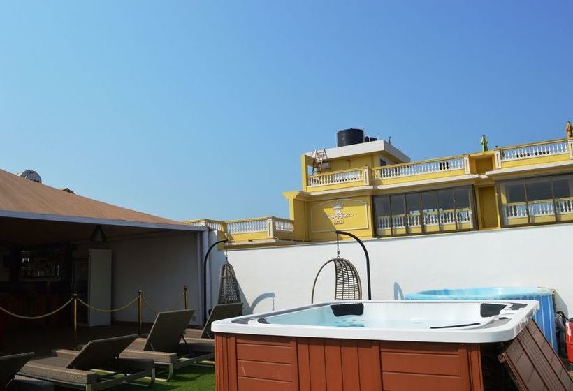 Hotel Calangute Central 8