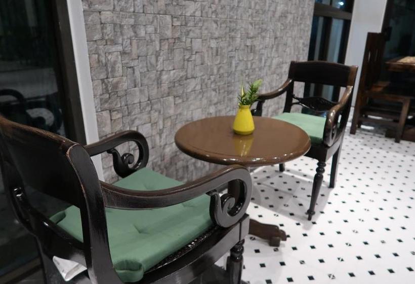 Hotel Bora Bora Villa Phuket 10