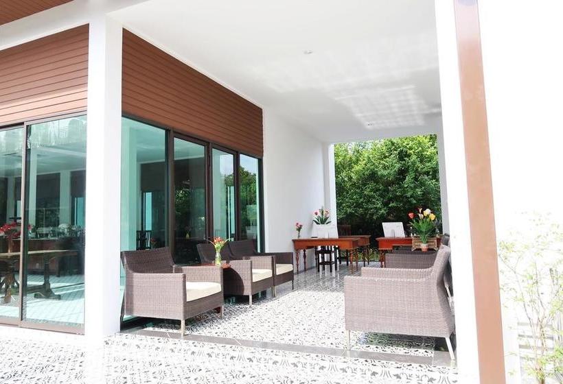 Hotel Bora Bora Villa Phuket 12