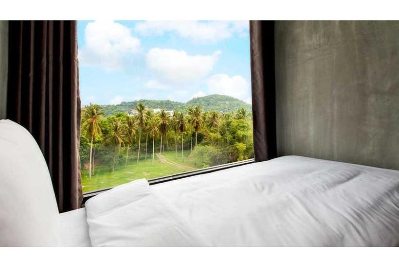 B2 Phuket Boutique & Budget Hotel 11