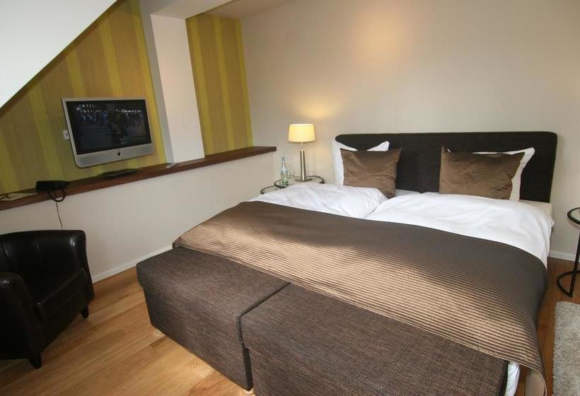 Hotel Gasthof zur Linde 9