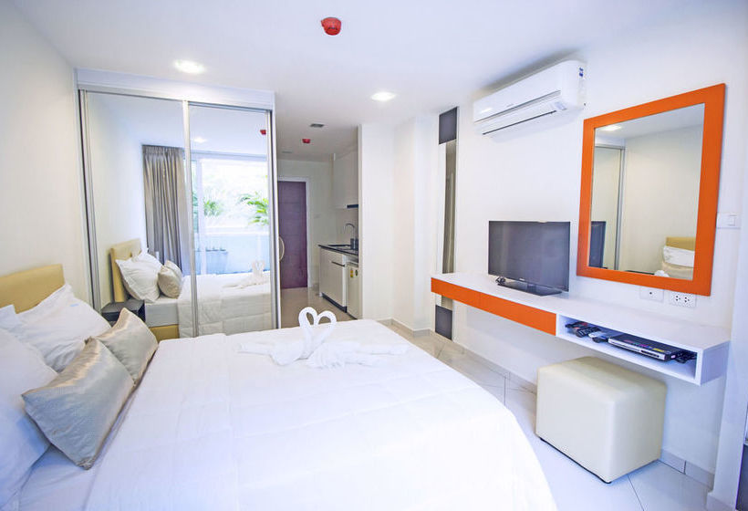 Art On The Hill By Pattaya Sunny Rentals 11