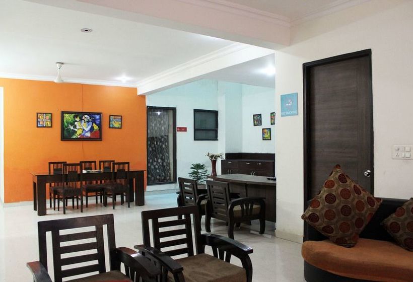 Hotel Mascot Hospitality 1