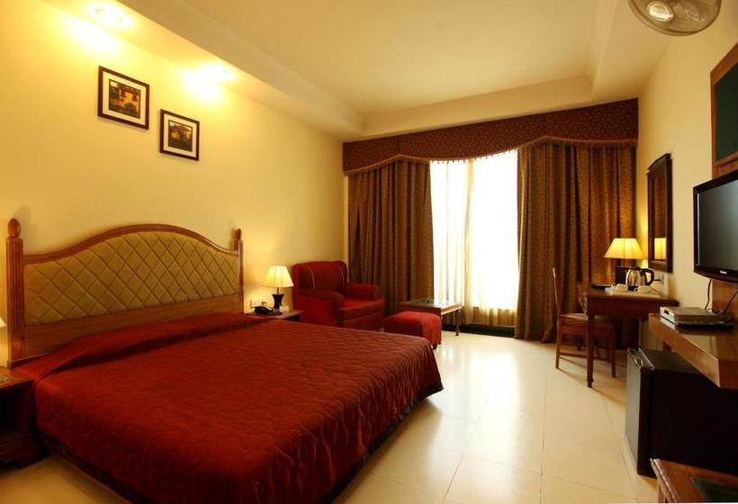 Hotel Midtown Grand 13