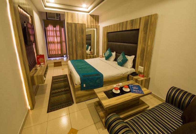 Hotel Oyo 1526 Gagan Plaza 12