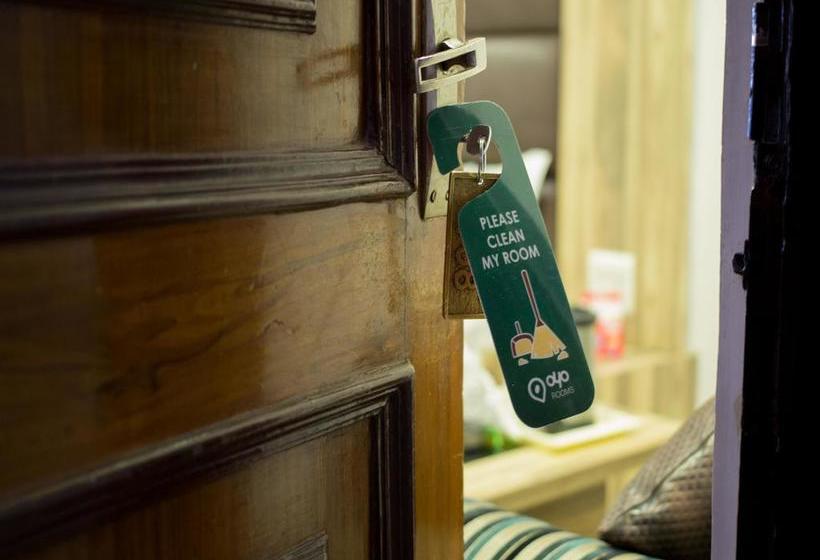 Hotel Oyo 1526 Gagan Plaza 17