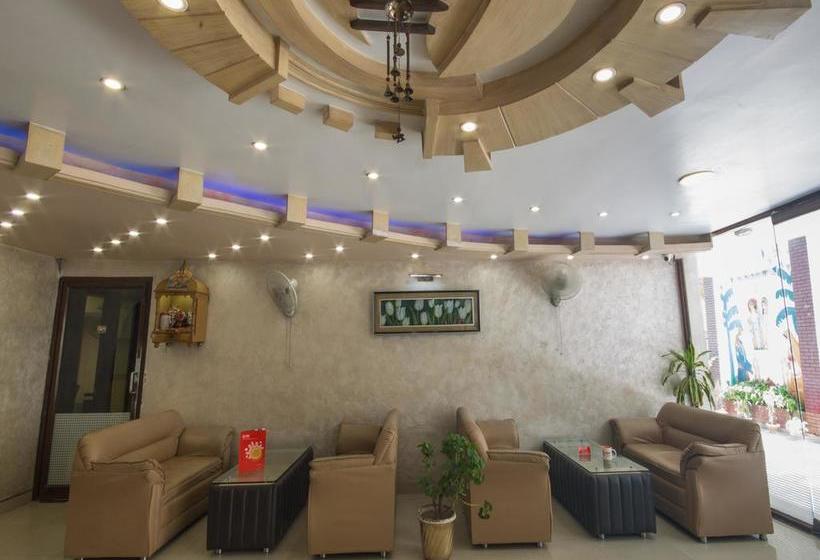 Hotel Oyo 1526 Gagan Plaza 4