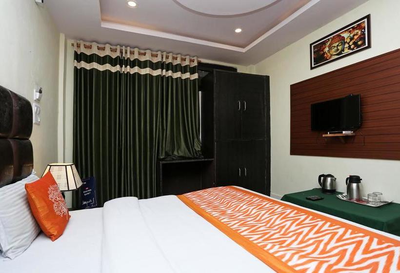 Hotel Oyo 8077 Madhuban 12