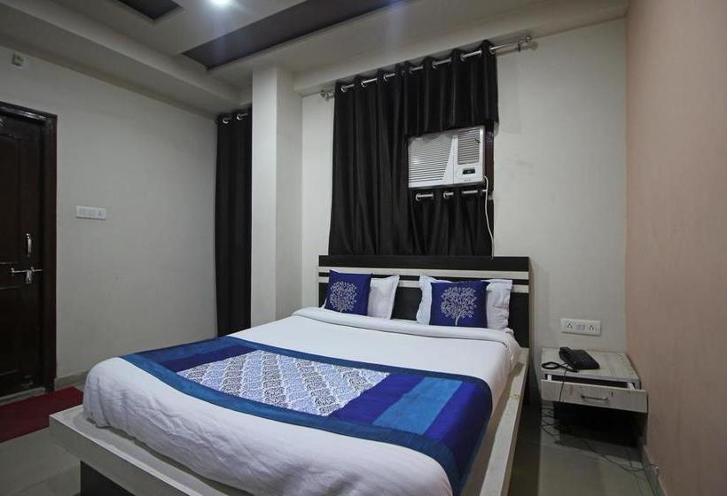 Hotel Oyo 7773 Simran Palace 6