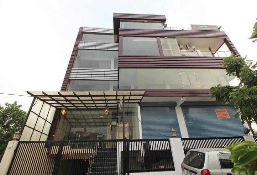 Hotel Oyo 8982 Surya Residency Dehra Dun Uttarakhand