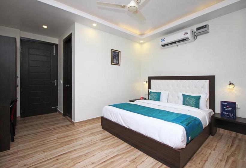 Hotel Oyo 8982 Surya Residency 16