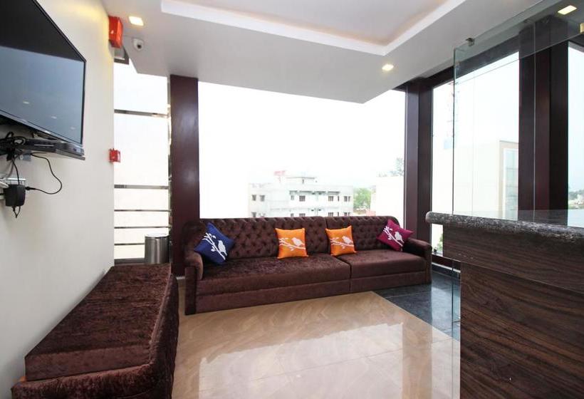 Hotel Oyo 8982 Surya Residency 3