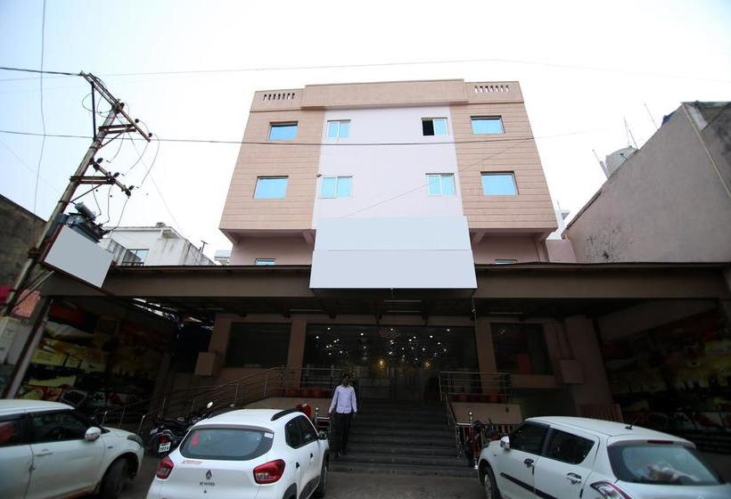 Hotel Oyo 9096 City Star