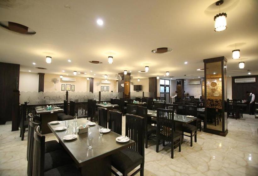 Hotel Oyo 9096 City Star 5