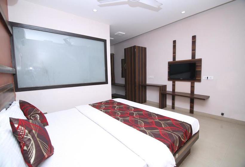 Hotel Oyo 9096 City Star 8