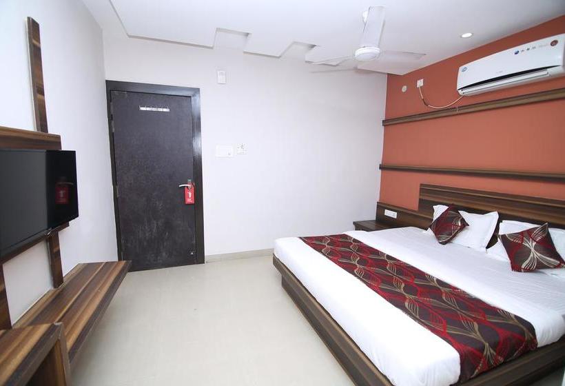 Hotel Oyo 9096 City Star 9