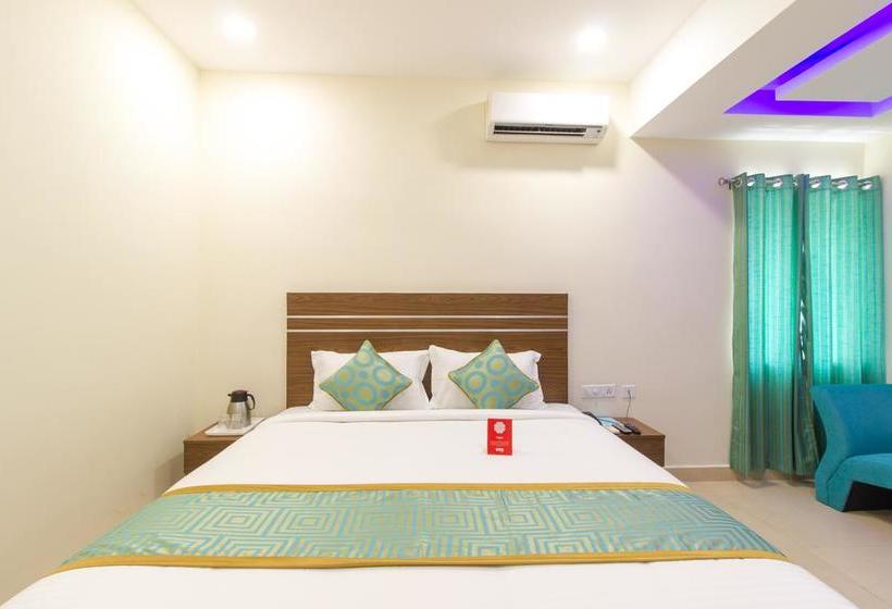 Hotel Oyo 8941 Golden Leaves 20