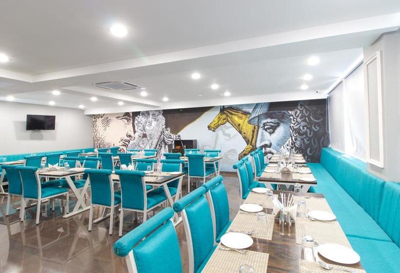 Hotel Oyo 8941 Golden Leaves 5