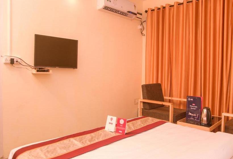 Hotel Oyo 8485 Near Rk Beach 15