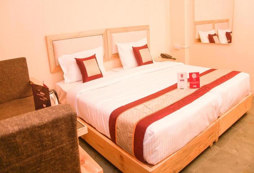 Hotel Oyo 8485 Near Rk Beach 16